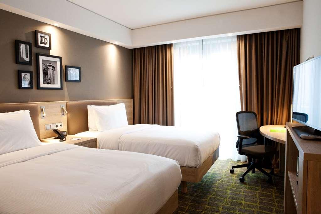 Hampton By Hilton Center East 3* Munich
