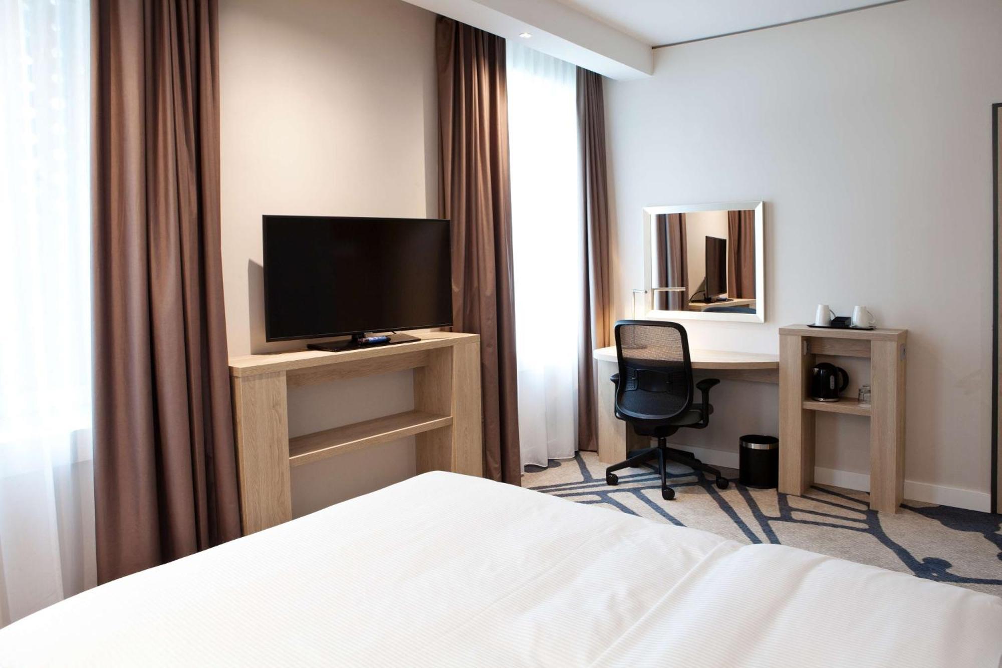 Hampton By Hilton Center East 3* München